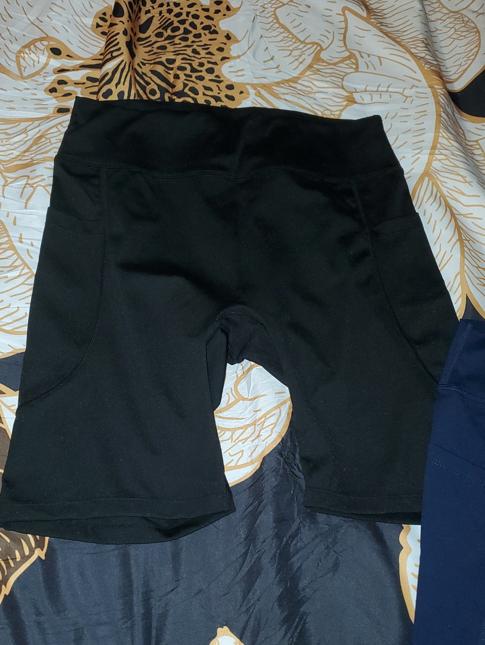 Womans Athletic Works Bike Shorts Size L